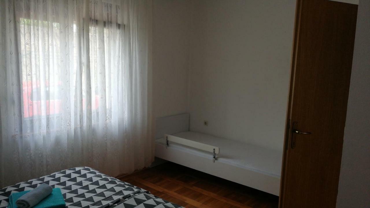 Apartman Valentic Apartment Jadranovo Exterior foto
